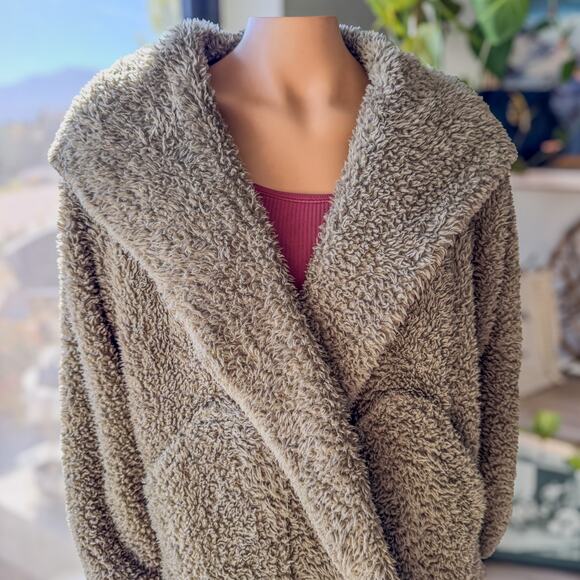 UnHide For Love Not Fur, Shleepy Hooded Cardigan/Robe-Taupe Ducky Women's Small - Picture 4 of 12